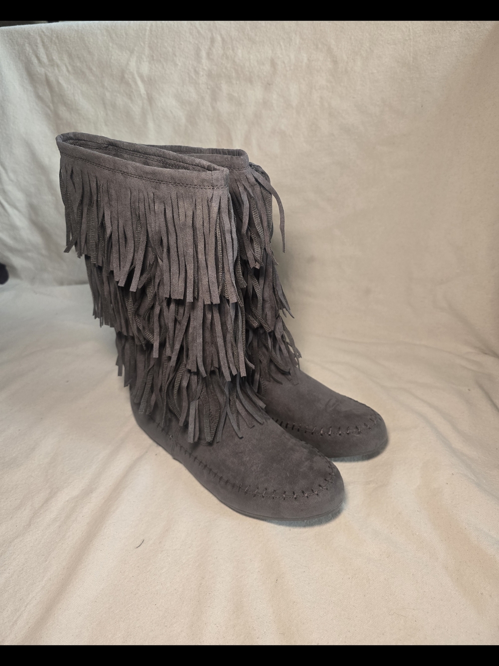 Arizona Gray Suede 3-Layer Fringe Mid-Calf Moccasin Boot Size 11